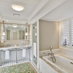 Deluxe Seaview Suite Adult only